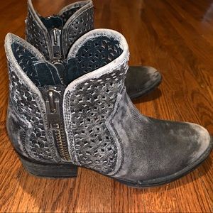 Black Shyanne Bootie size 7.5